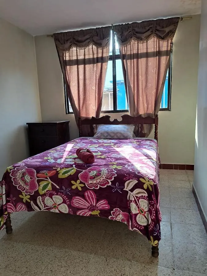 Hotel Berlin Guayaquil Guest house
